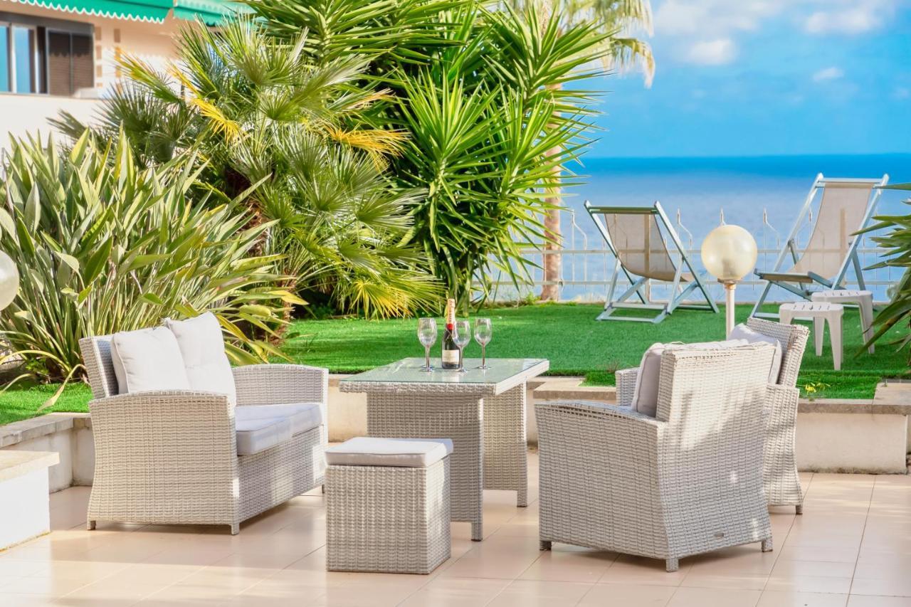 I Giardini Del Sole Con Piscina By Wonderful Italy Apartment Сан Ремо Екстериор снимка