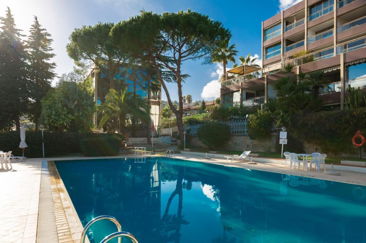 I Giardini Del Sole Con Piscina By Wonderful Italy Apartment Сан Ремо Екстериор снимка