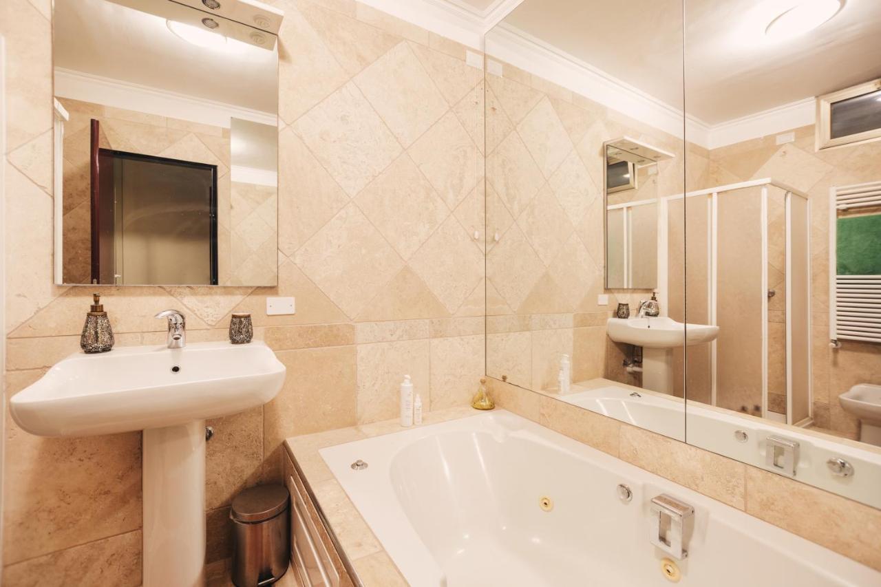 I Giardini Del Sole Con Piscina By Wonderful Italy Apartment Сан Ремо Екстериор снимка