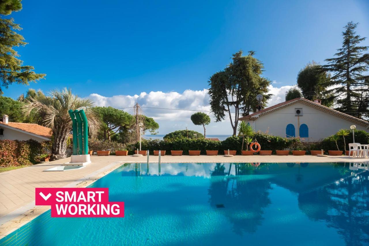 I Giardini Del Sole Con Piscina By Wonderful Italy Apartment Сан Ремо Екстериор снимка